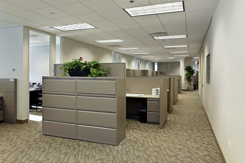 Experienced commercial architect supporting business property design